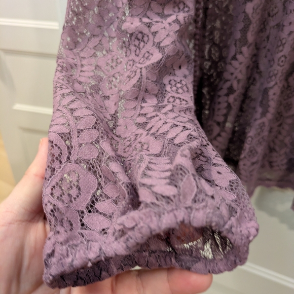 New with tags! Torrid Lace V-Neck Top in Purple - Picture 6 of 14